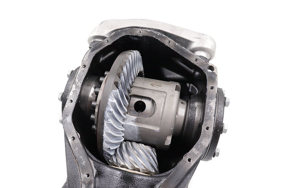 Angled internal view of Drexler LSD and ring gear in 220 mm BMW differential casing.
